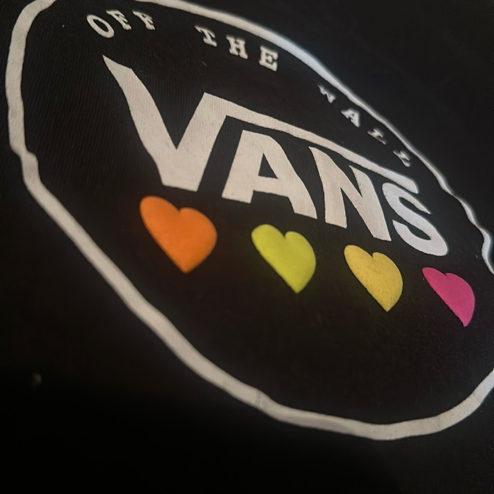 Vans Black Hearts Crop Tee Size XL - Picture 2 of 3